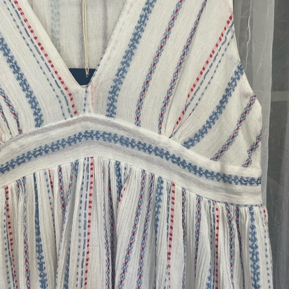 Dream Dress - Picture 6 of 7